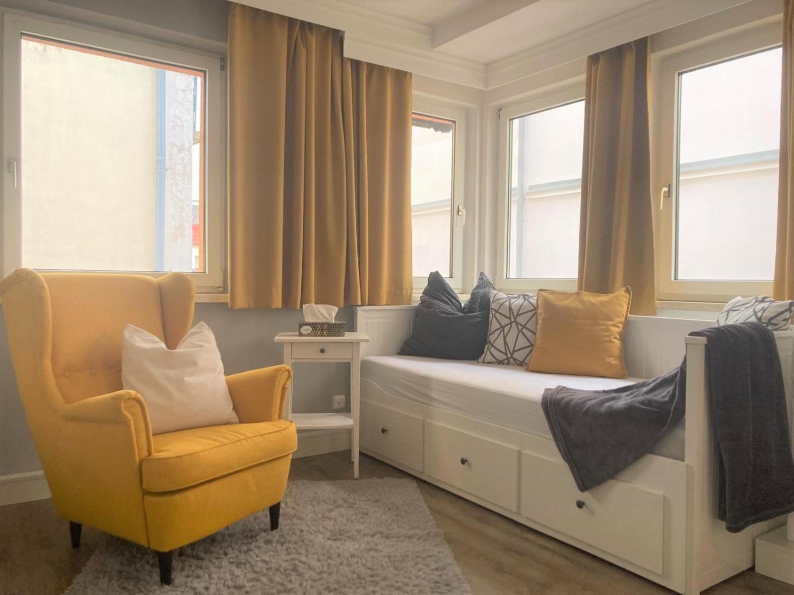 Ferienwohnung Im Zentrum Mit Balkon Und Parkplatz Gmunden Exteriör bild