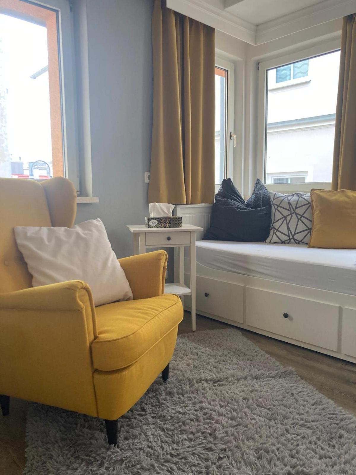 Ferienwohnung Im Zentrum Mit Balkon Und Parkplatz Gmunden Exteriör bild
